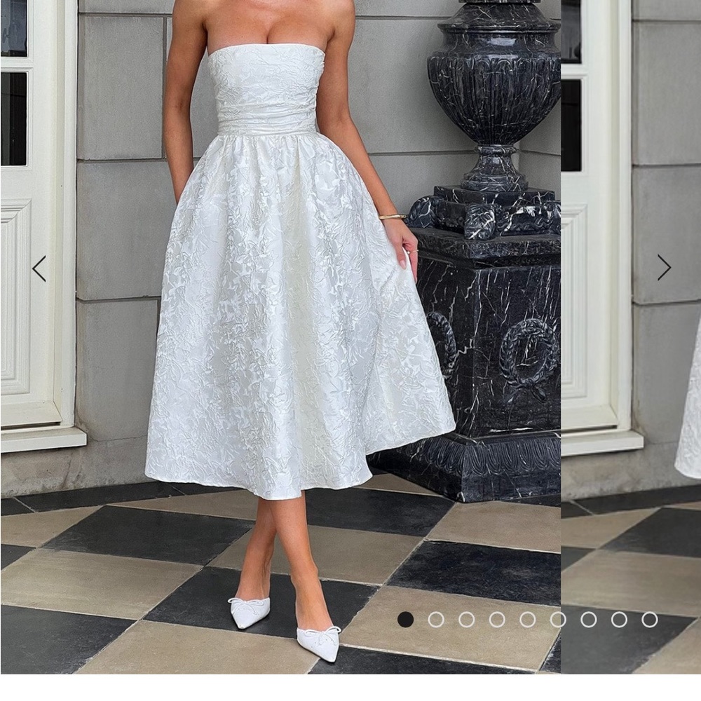 Elegant White Strapless Midi Dress